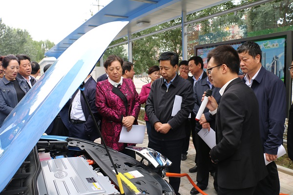 2.JPG 市委副書(shū)記、市長(cháng)王奮彥帶隊觀(guān)摩督查公司項目建設工作(圖2)